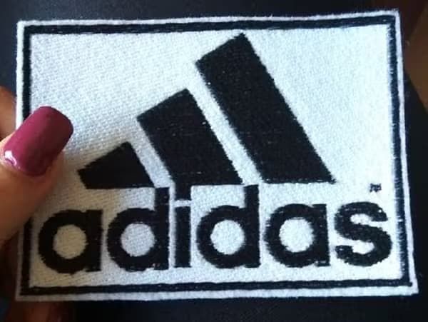 Patch Logo Adidas Strisce